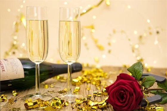 满月喜蛋礼盒祝福语 满月喜蛋礼盒祝福语