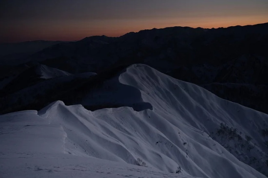 让人清晨有个好心情的说说(清晨喝茶的心情说说)