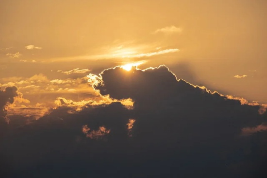 彼岸花悲伤古风句子54句