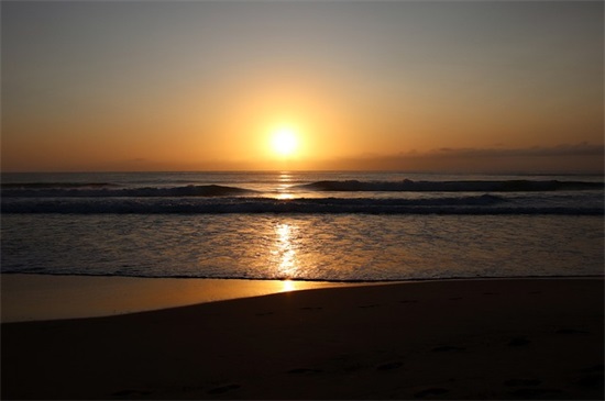 霸气爱情句子 又酷又霸气的情话短句