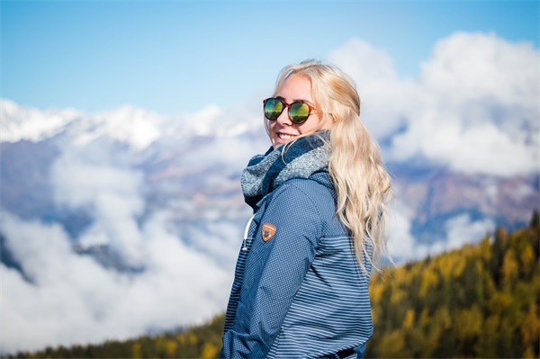 十八岁的搞笑祝福语 婚礼搞笑祝福语